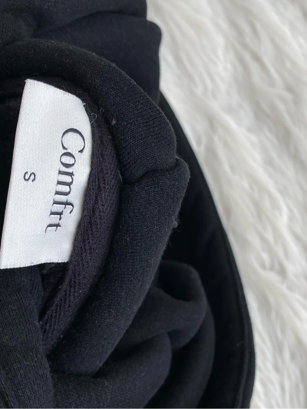 Comfrt | Black Signature Hoodie & Sweatpant Set - Picture 7 of 15